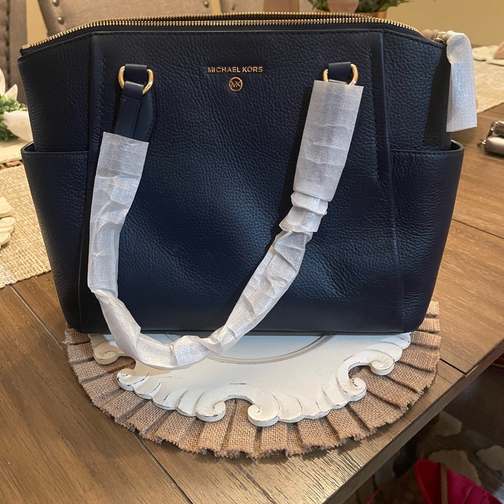 Brand new MK purse